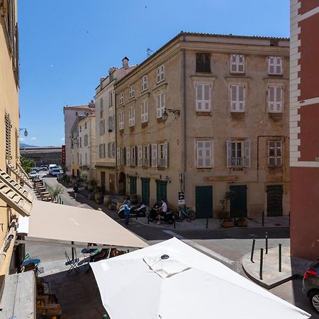 Appartements Au Coeur De La Vieille Ville Pietonne & Citadelle Ajaccio  Oda fotoğraf